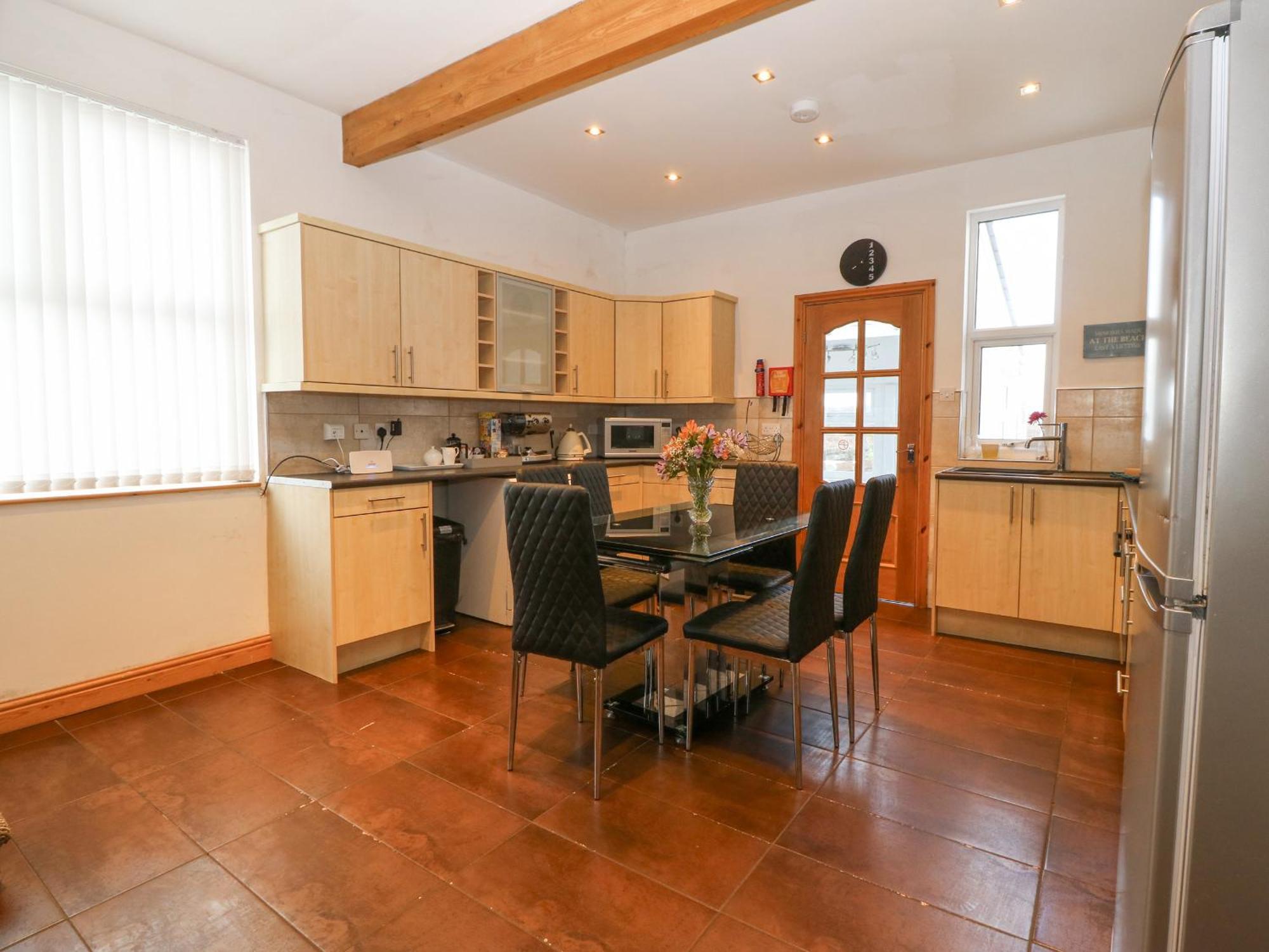Coed Llai Villa Holyhead Ngoại thất bức ảnh