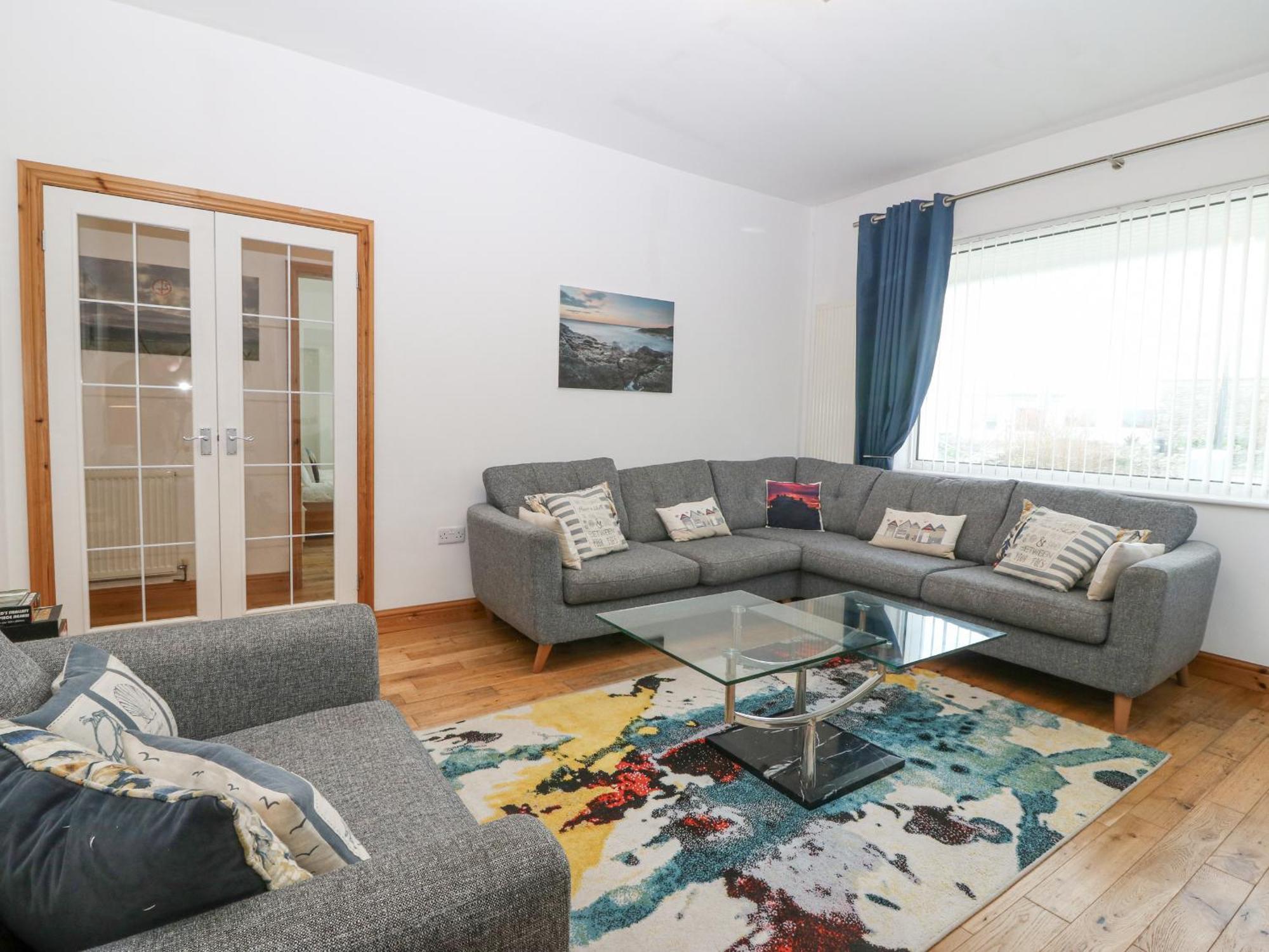 Coed Llai Villa Holyhead Ngoại thất bức ảnh